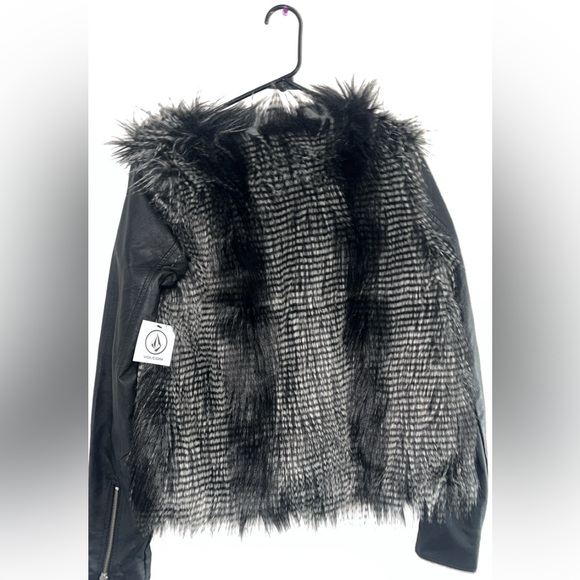 Volcom jacket - Picture 5 of 6